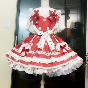 Lolita sucrée choux aux fraises, robe kawaii grande taille, vêtement kawaii, salopette kawaii