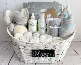 neutral baby shower gift ideas