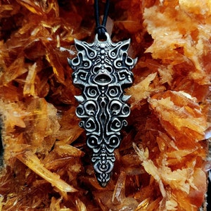 Amulet 8 scoop pendant necklace charm