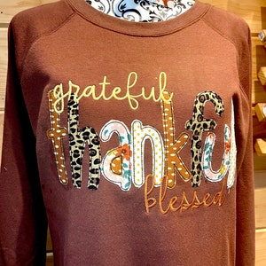 Gesegnetes Thanksgiving Individuell besticktes Shirt