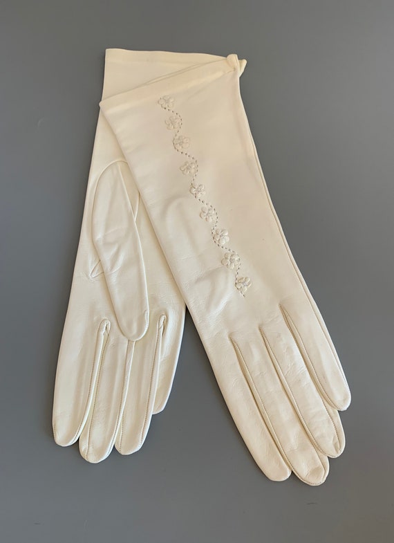 Vintage White Leather Tea Length Embroidered Glove