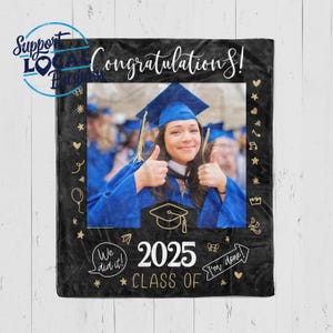 Graduation Blanket, 2025 Graduation Gift, High School Graduation Blanket, Senior Grad Gift, Custom Graduation Blanket Gift, Class of 2025