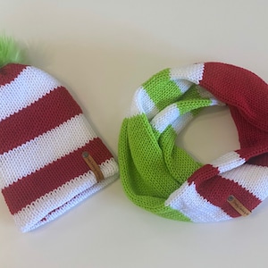 Grinch hat and scarf set/infinity scarf/dr seuss inspired accessories/knit machine beanie/handmade scarf/knit accessories/Beanie with pompom