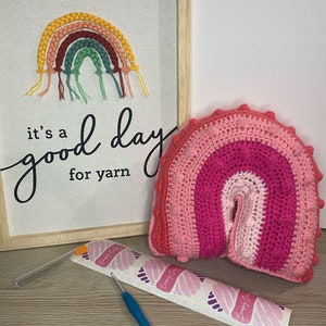 custom pillows/ rainbow pillow/ rainbow decor/ boho pillow/ crochet pillow/ cushions/ handmade decor