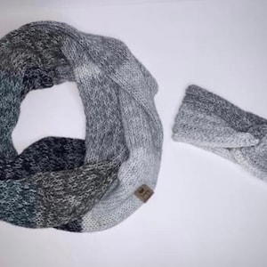 Infinity scarf/ crochet scarf/ thick scarf/ handmade scarves/black scarf\ Grey scarf\ white scarf