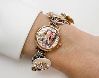 Personalized Vintage Charm Watch, Custom Photo & Text Dial, Retro Bracelet Watch for Women, Gift Idea