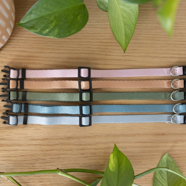 Solid Color Breakaway Cat Collar: Adjustable Kitten Collar