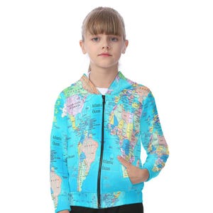 Carte à capuche, avec poche plaquée, élégant, carte du monde, design.