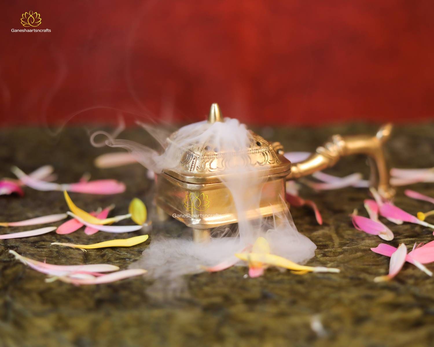 真鍮のお香立て: Dhoop Dani、Temple Diya、Diwali Gift - Etsy 日本