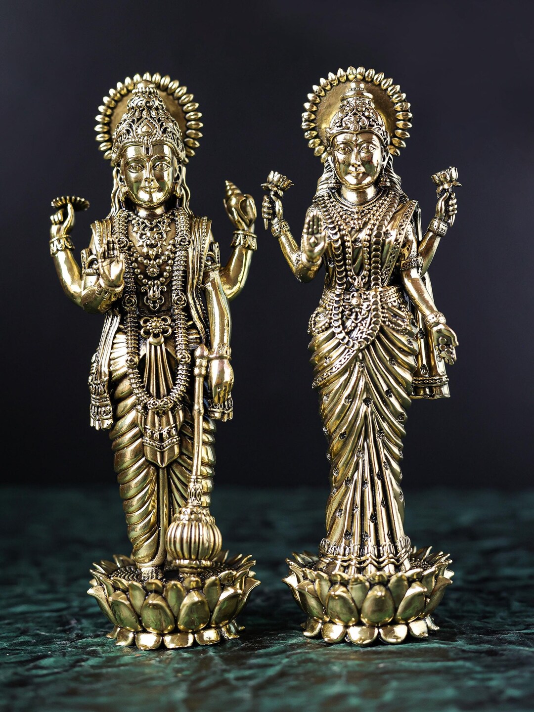 Vishnu Lakshmi Idol | Lakshmi Narayan on Lotus | Hindu Trinity | Hindu ...