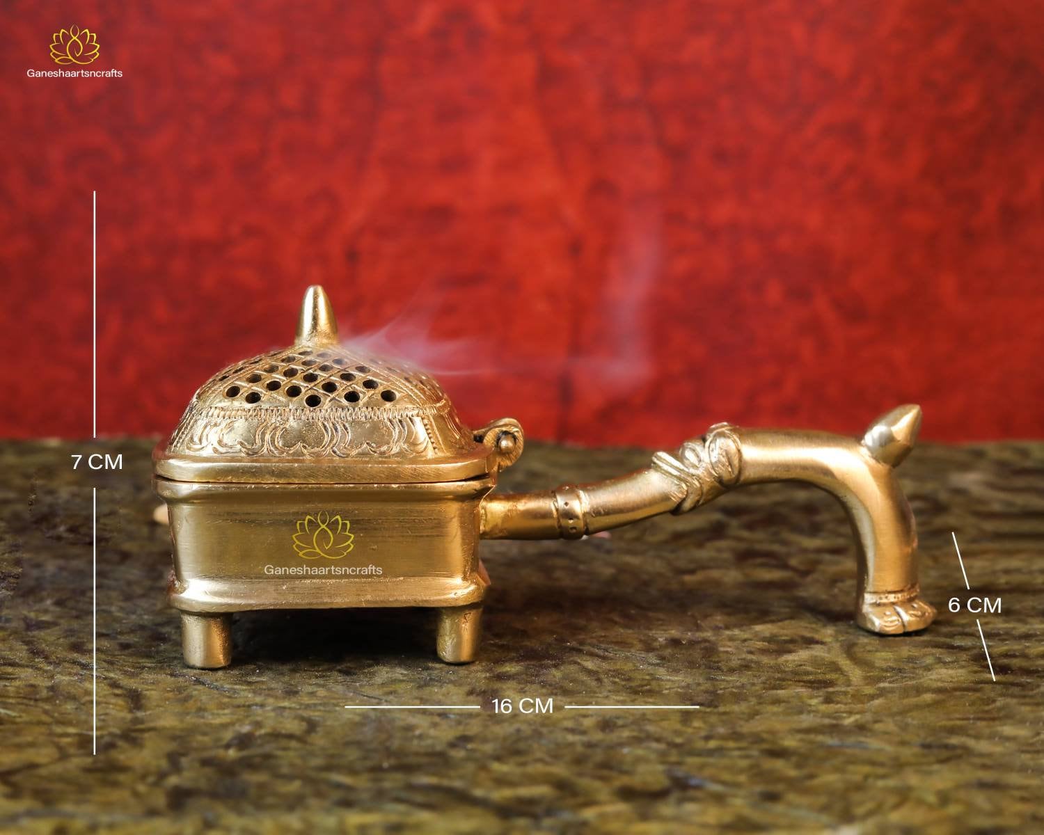 真鍮のお香立て: Dhoop Dani、Temple Diya、Diwali Gift - Etsy 日本