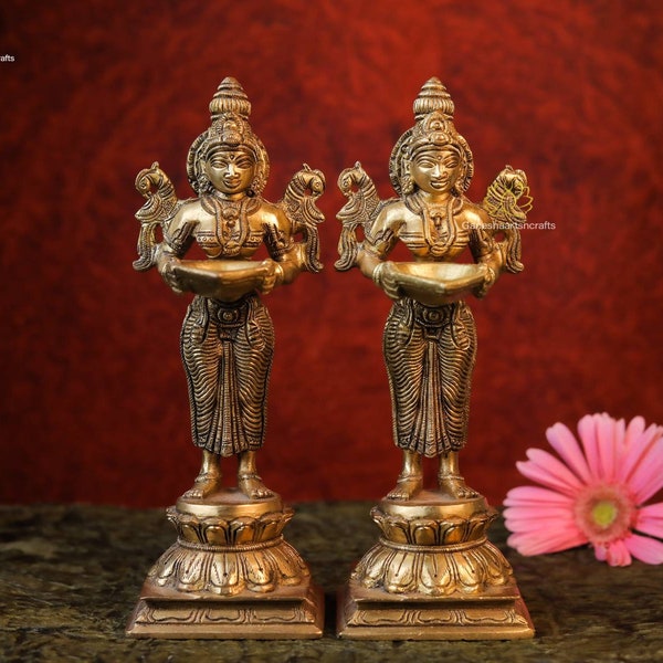 Deep Lakshmi | 23 CM |Brass Deep Lakshmi Statue | Diwali Oil Lamps | Oil Lamp Deep Lakshmi | Deep Lakshmi For Temple | Kamakshi Diya Lamp |