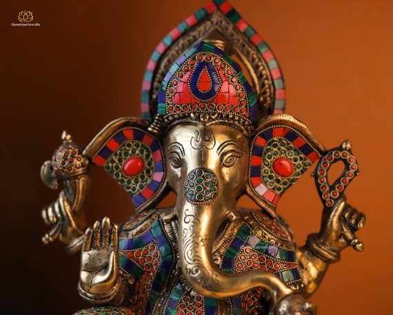 Ganesh Statue | Ganesha Sitting on Elephant Trunk Base Ganesh Statue | Ganesha Sitting on Elephant Trunk Base