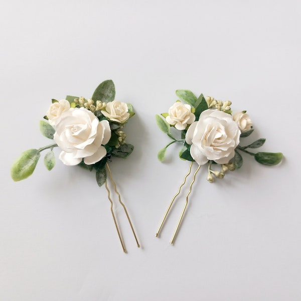 Set of two wedding hair clips