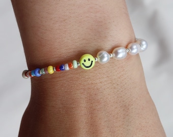 Smiley face beaded bracelet, pearl bracelet, rainbow bracelet