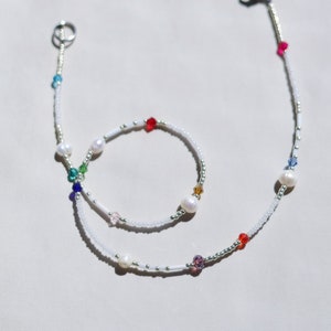Collier long de perles, collier blanc, collier délicat, colliers de perles
