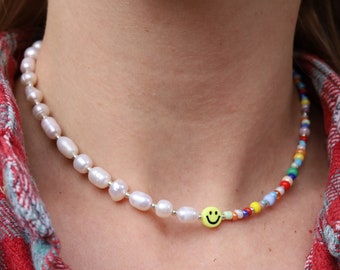 Smiley face necklace, glass bead necklace, colorful necklace, y2k necklace