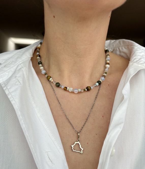 Beaded necklace, beaded choker, boho necklace, green necklace, jade necklace