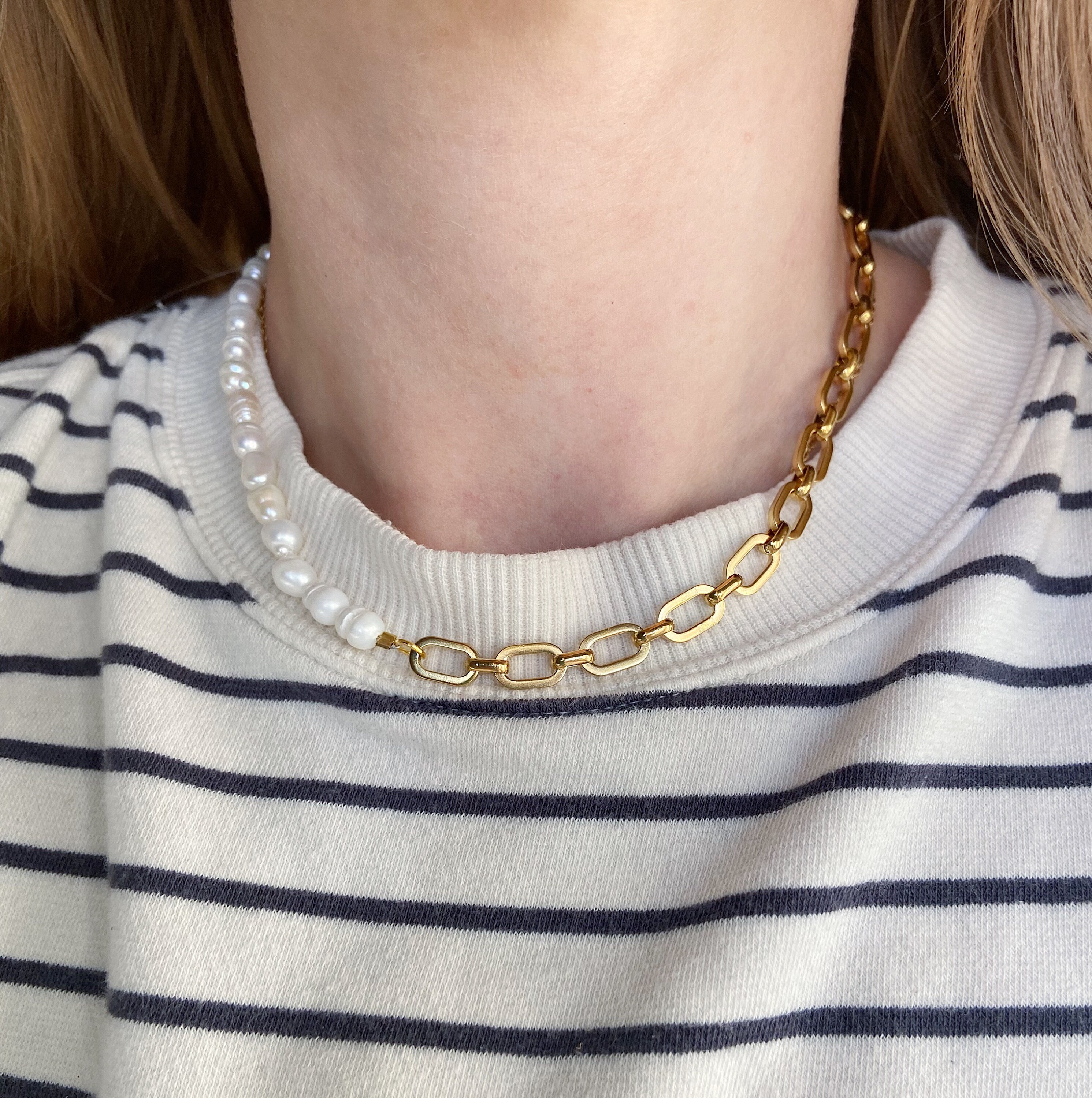 ■VINTAGE HOLLYWOOD■ Chain Half Pearl Necklace VH25NNNE171V HalfPearlHalfChain-
