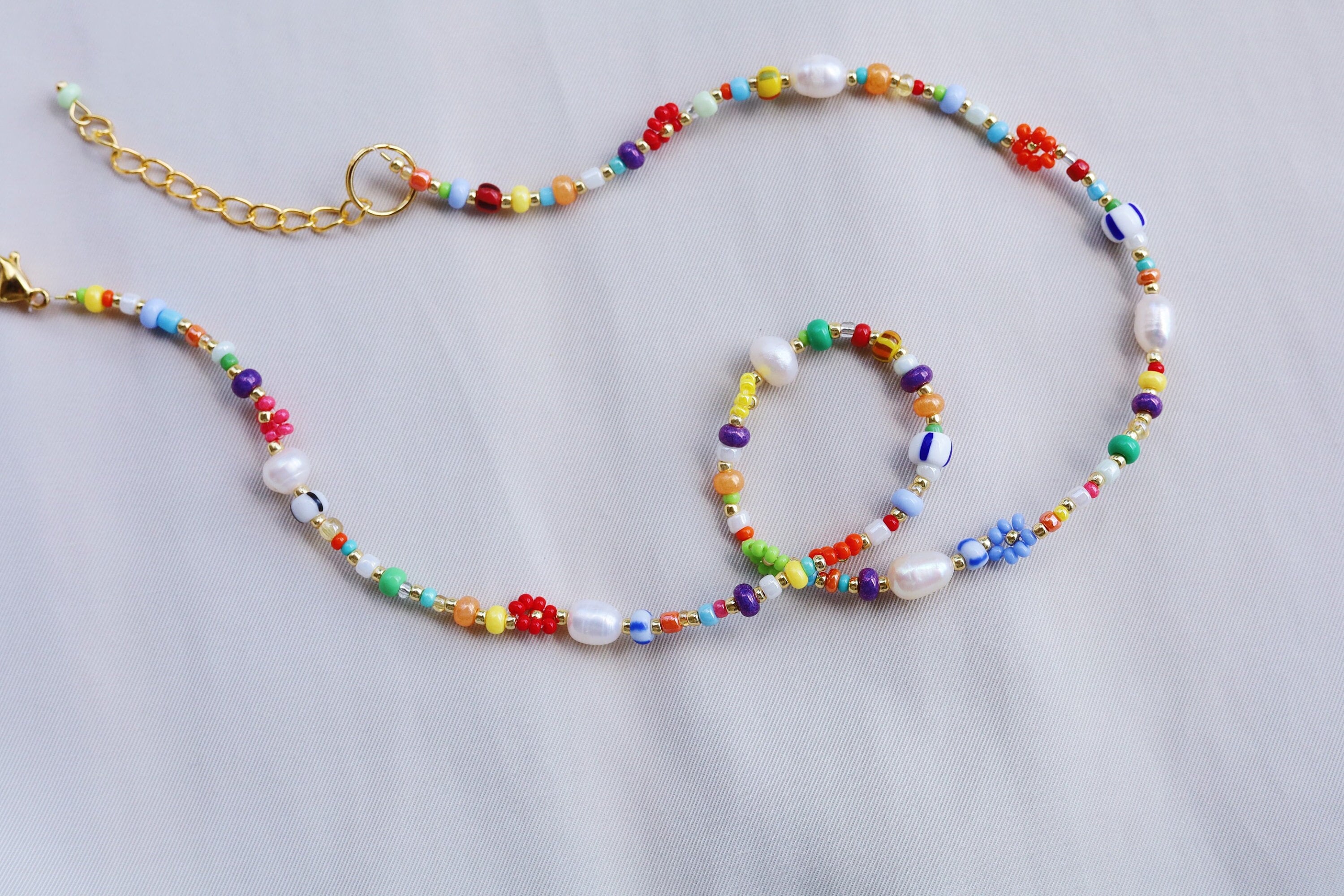 Flower Necklace Beaded Necklace Daisy Necklace Rainbow