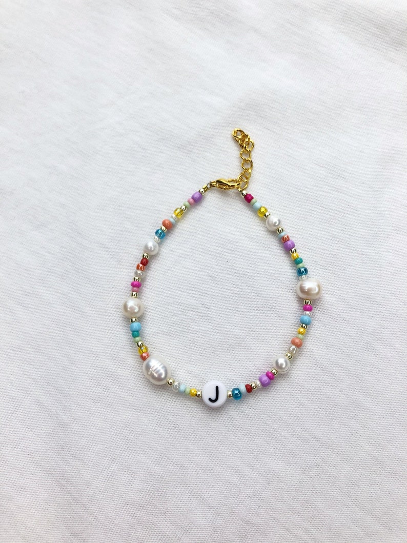 Pearl bracelet, seed bead bracelet, custom name bracelet image 1