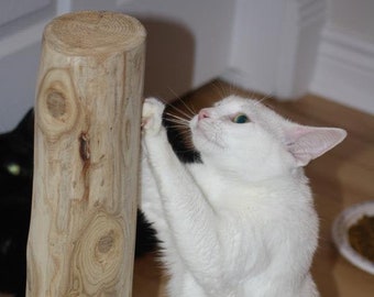 19" Cedar cat scratching post/Cedar post/kitten/wooden cat scratcher/cat scratch/cat furniture