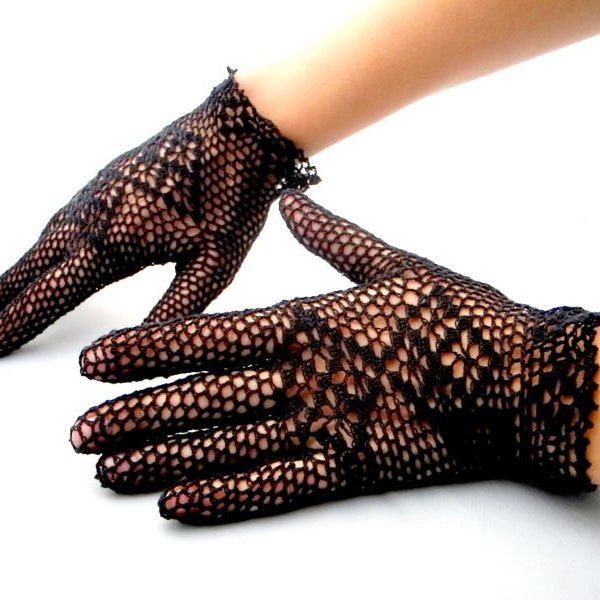 Black gloves, Gothic style crochet lace gloves, size L