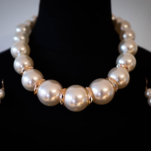 Chunky Pearl Necklace Etsy