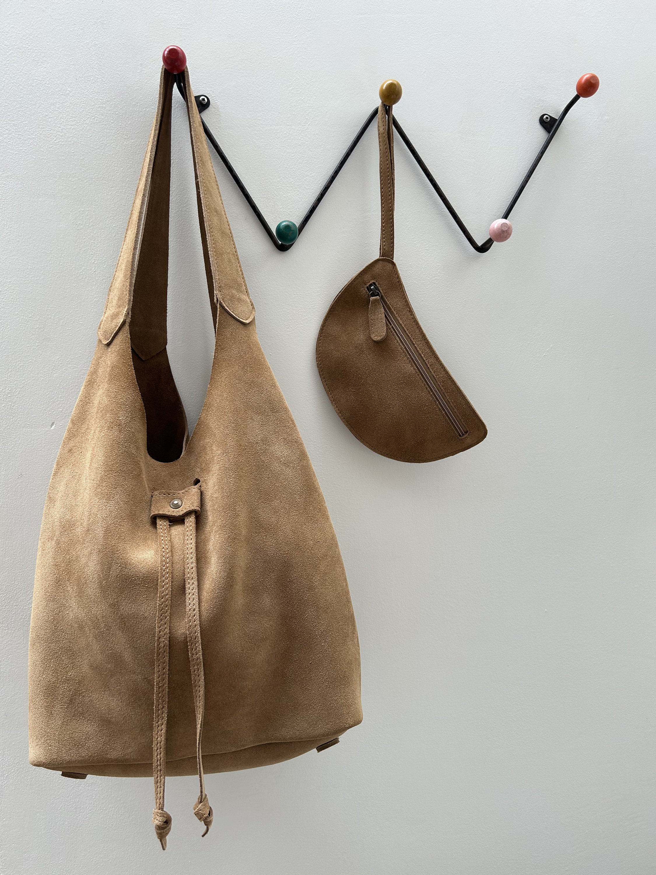 【DEINET】24FW STUD POCKET BIG BAG IN SUEDE (2COLORS) DEINET Stud Pocket Big Bag in Khaki / DEINET Shoulder Bag | eBay