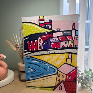 Impresión artística profesional A4 de la costa de Yorkshire, obra original de la artista autista Emy Spinks