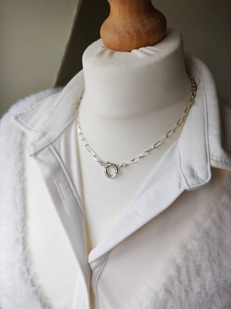 silver chain with small clasp