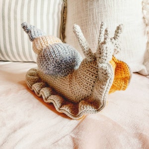 CUSTOM Große Schnecke Plüschtier, Häkeln Schnecke Plüschtier, Amigurumi Schnecke Plüschtier, personalisierte Schnecke Plüschtier, Handgemachte maßgeschneiderte Schnecke
