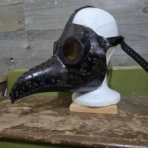 Plague Doctor Mask.