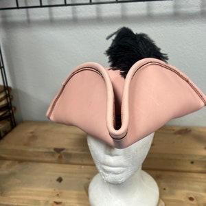 Sombrero pirata de cuero hecho a mano