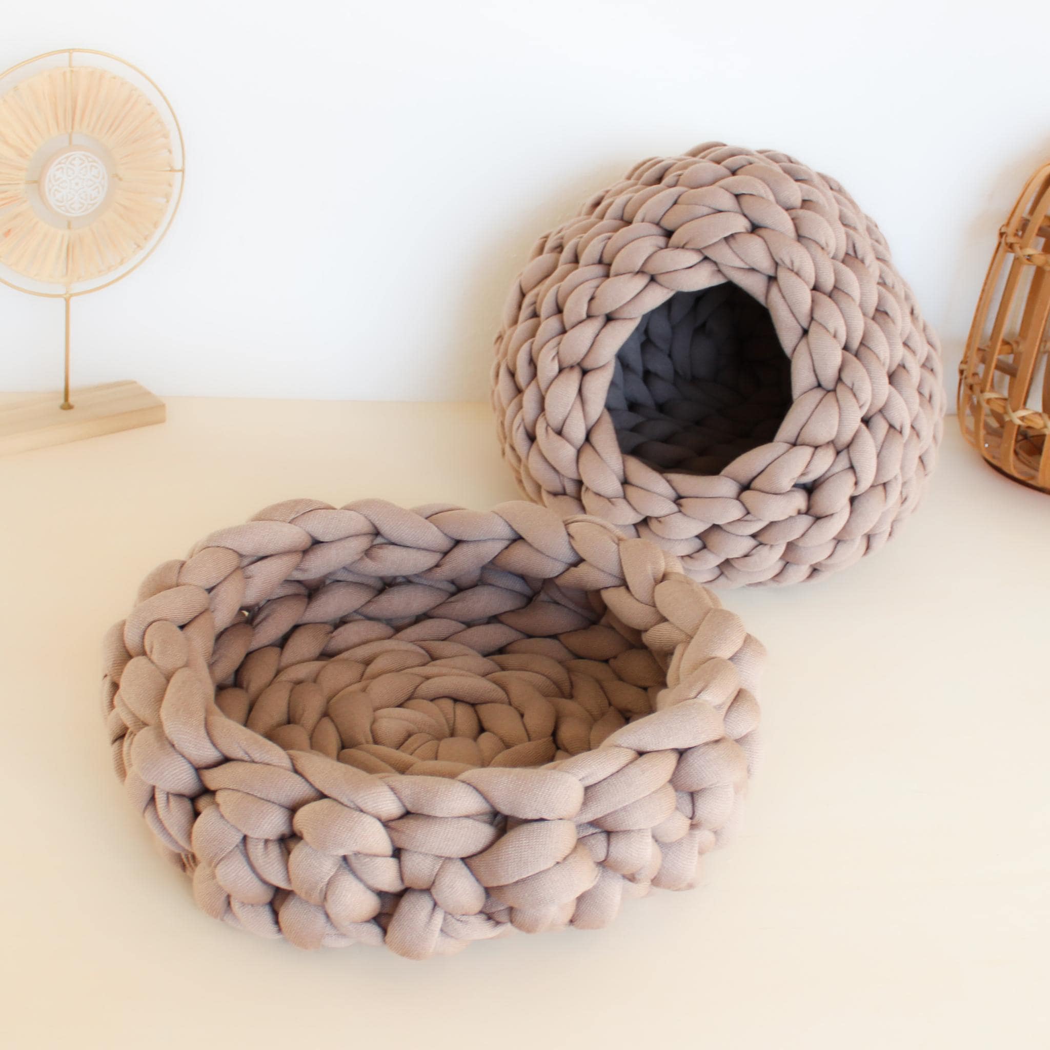 Set Cat Cave "Emma" Cuddly + Basket | Bed Made Of Acrylic Yarn