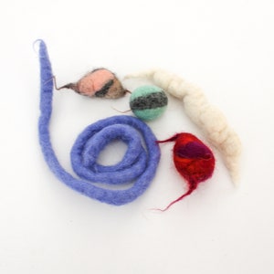 Cat Toy Set - 5 Felt Toys - Felt Bag