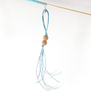 Trailer for fishing rod - WITHOUT fishing rod - scratching post toy