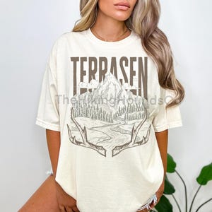 Terrasen comfort colors shirt / Officially licensed by Sarah J Maas