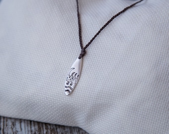 Unisex waterproof surf board necklace Surf pendant Necklace for men and women Beach jewelry surfer gift