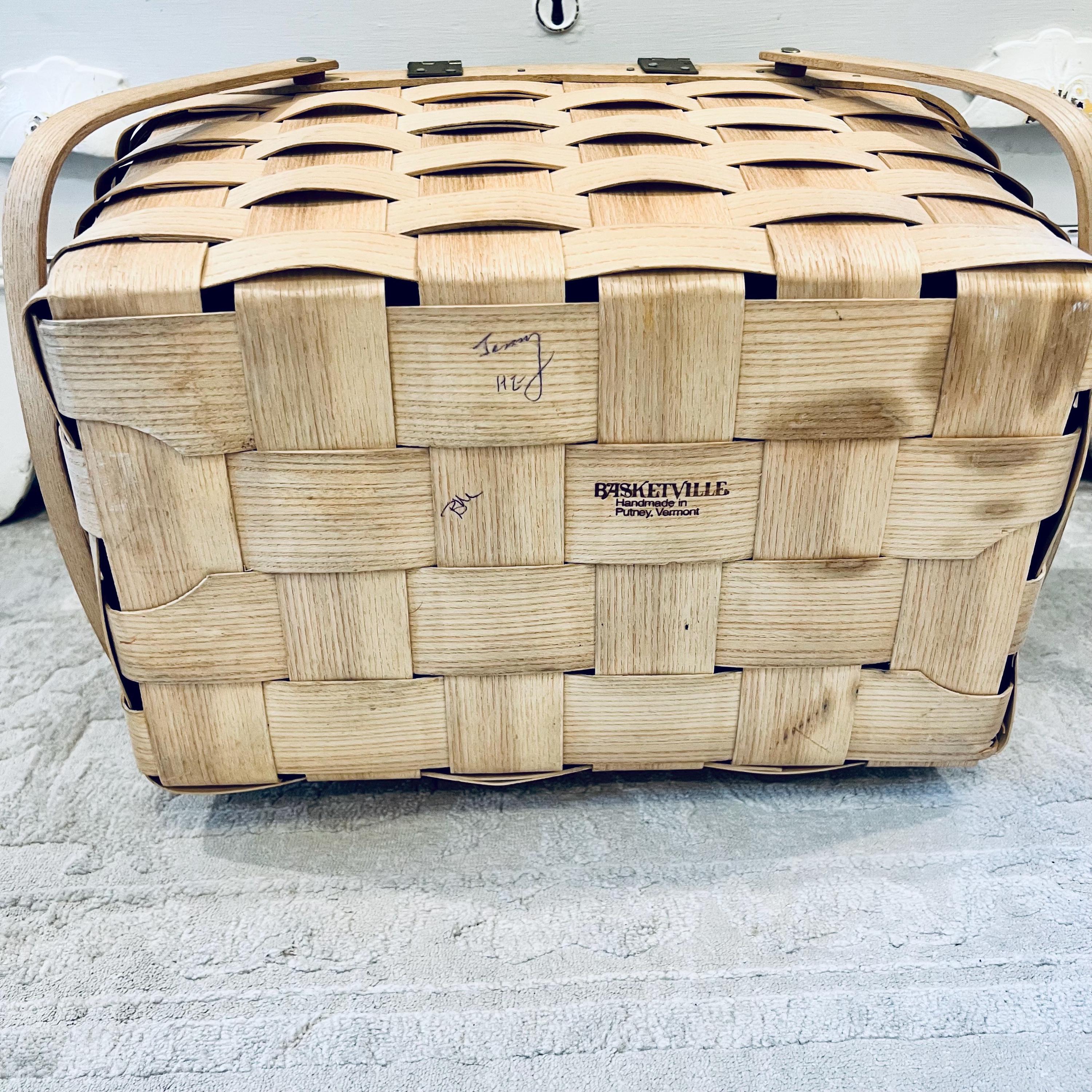 Basket Ville ヴィンテージバスケット Vintage Basketville Picnic Basket Made in Putney Vermont | Chairish