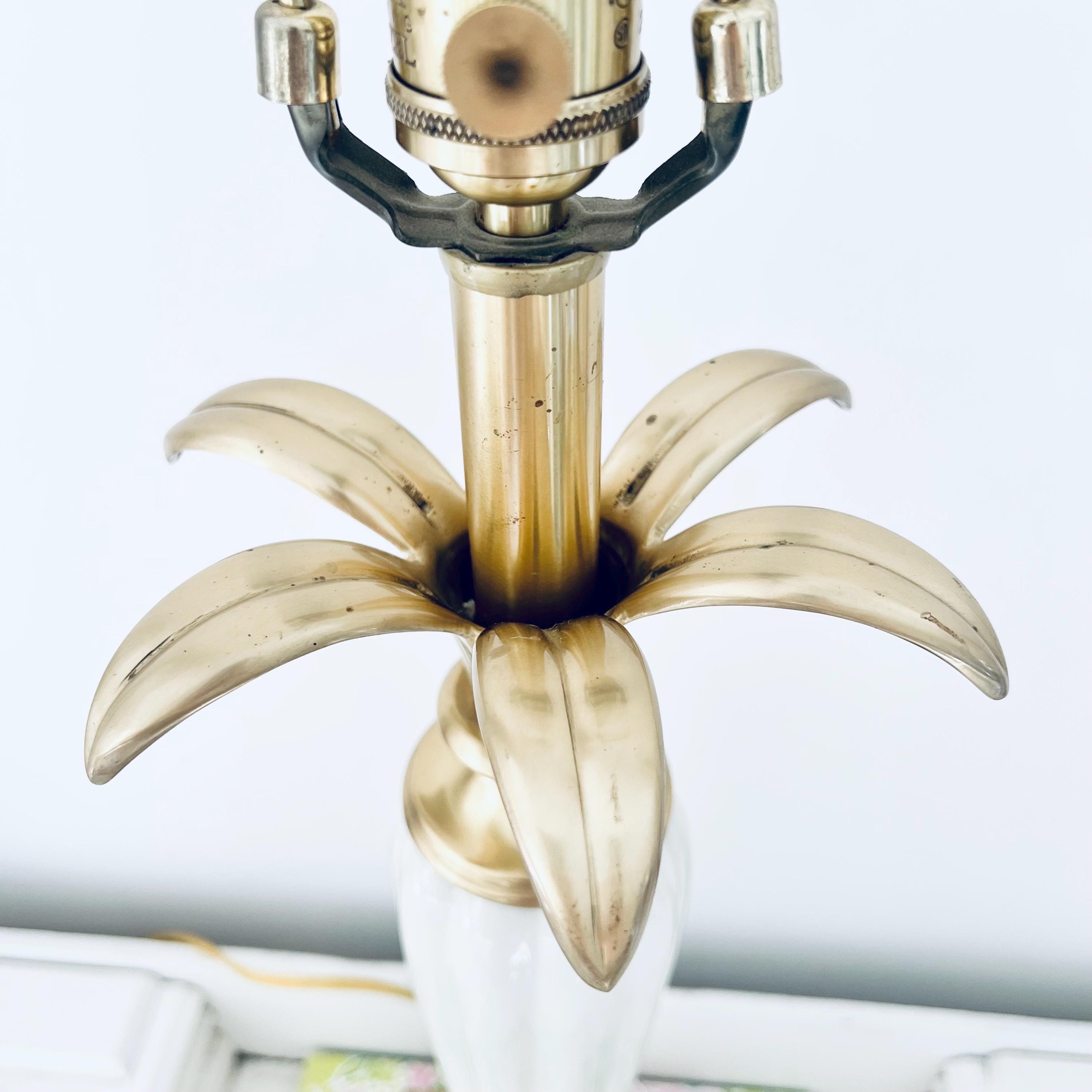 Quoizel Lenox Column Brass Table Lamp Ivory Porcelain Pineapple