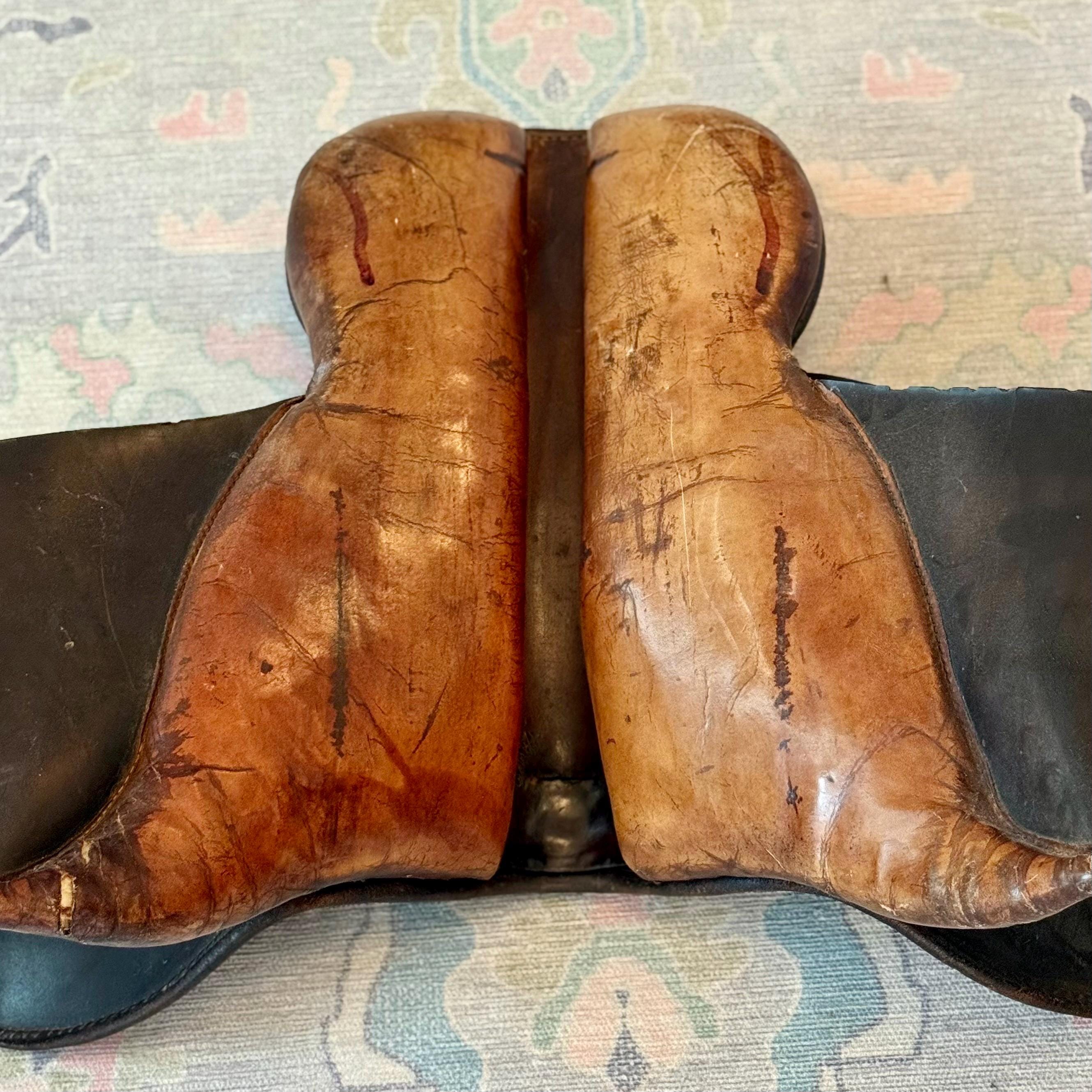 チャンピオン＆ウィルトン ヴィンテージレザー 馬鞍 19インチ