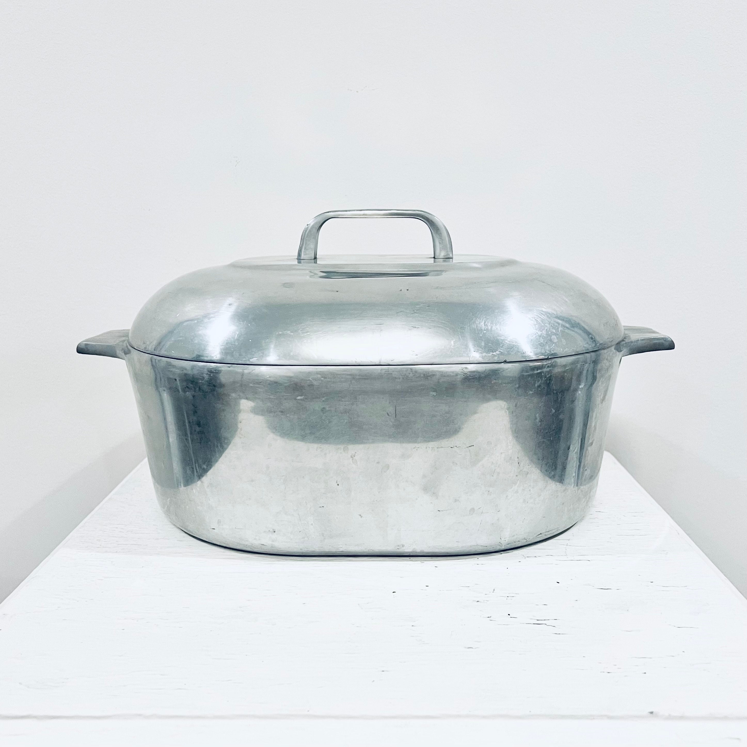 Looking to Buy a Wagner Magnalite Aluminum Roaster or Dutch Oven -  household items - by owner - housewares sale 