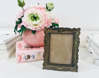 Vintage Ornate Brass Scrollwork Photo Frame Baroque Italy Easel Back 5x6” Ormolu