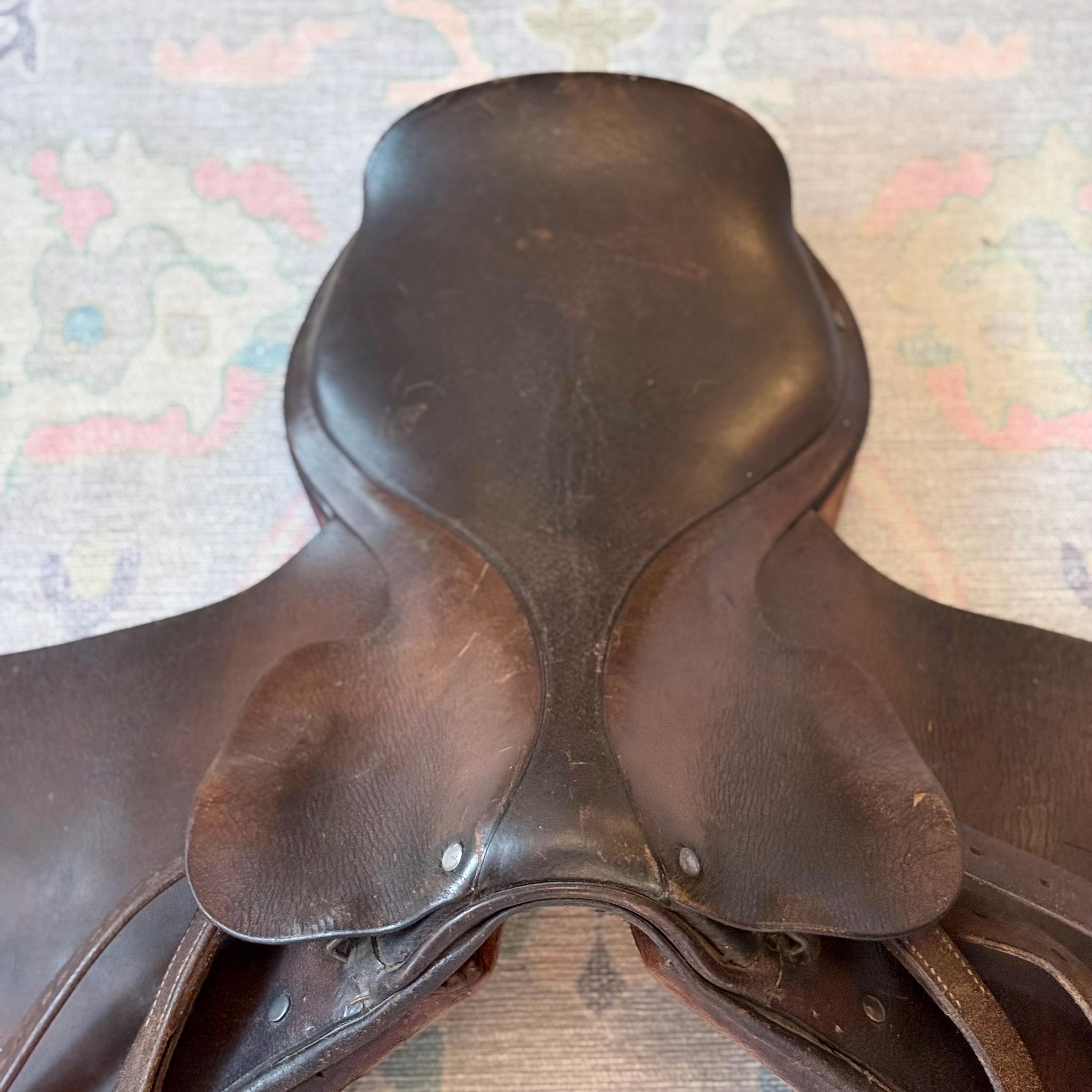 チャンピオン＆ウィルトン ヴィンテージレザー 馬鞍 19インチ