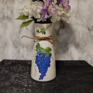 Grape Carafe Flower Vase, Grape Vine Vase, Wine Bar Decor, Grape Centerpiece, Grape Carafe Decor, Tuscan Grape Vase, Purple Accent