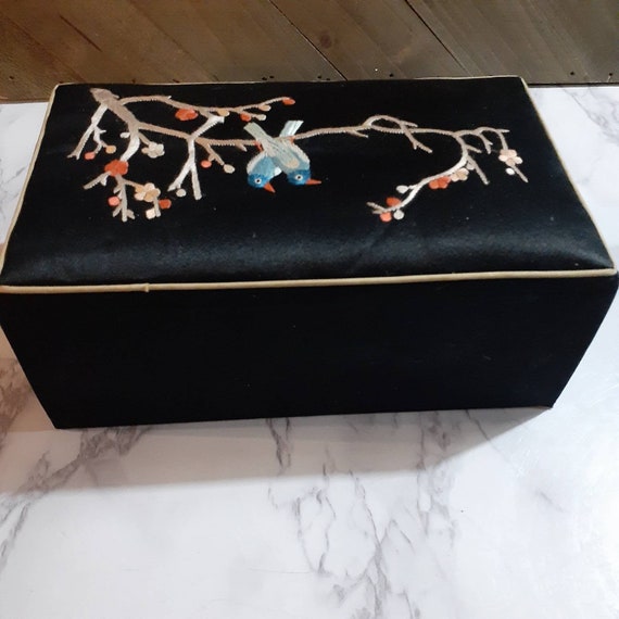 Vintage Chinese Black Silk Embroidery Jewelry Box… - image 4