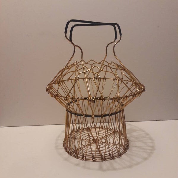 Folding Goldtone Wire Egg Vegetable Basket