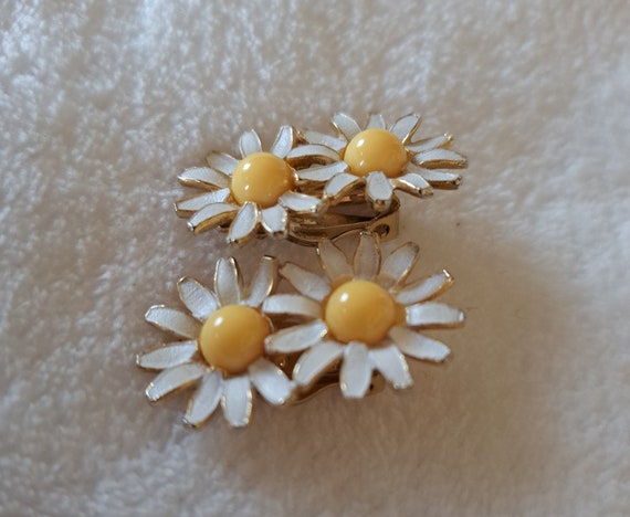 Vintage Rare Signed Weiss Double Daisy White Yell… - image 4