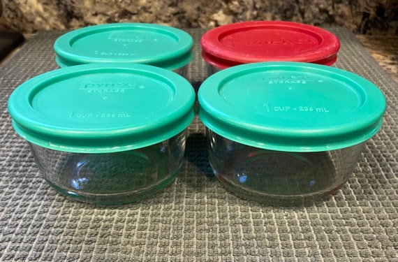 Anchor Hocking Glass Food Storage Containers with Lids, 2 Cup Round, Set of  3 